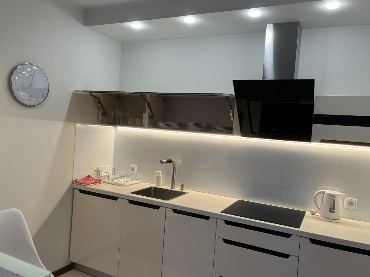 Apartament Esensja II Apartment ชกลาร์สกา ปอเรมบา ภายนอก รูปภาพ